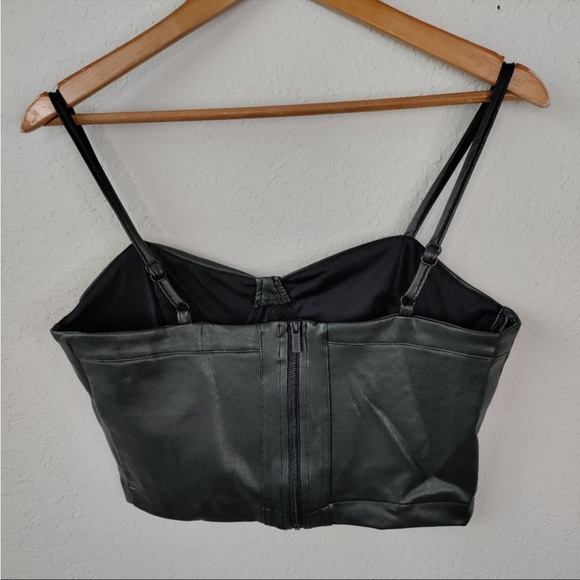 Guess black faux leather cropped bra bustier - Picture 3 of 3